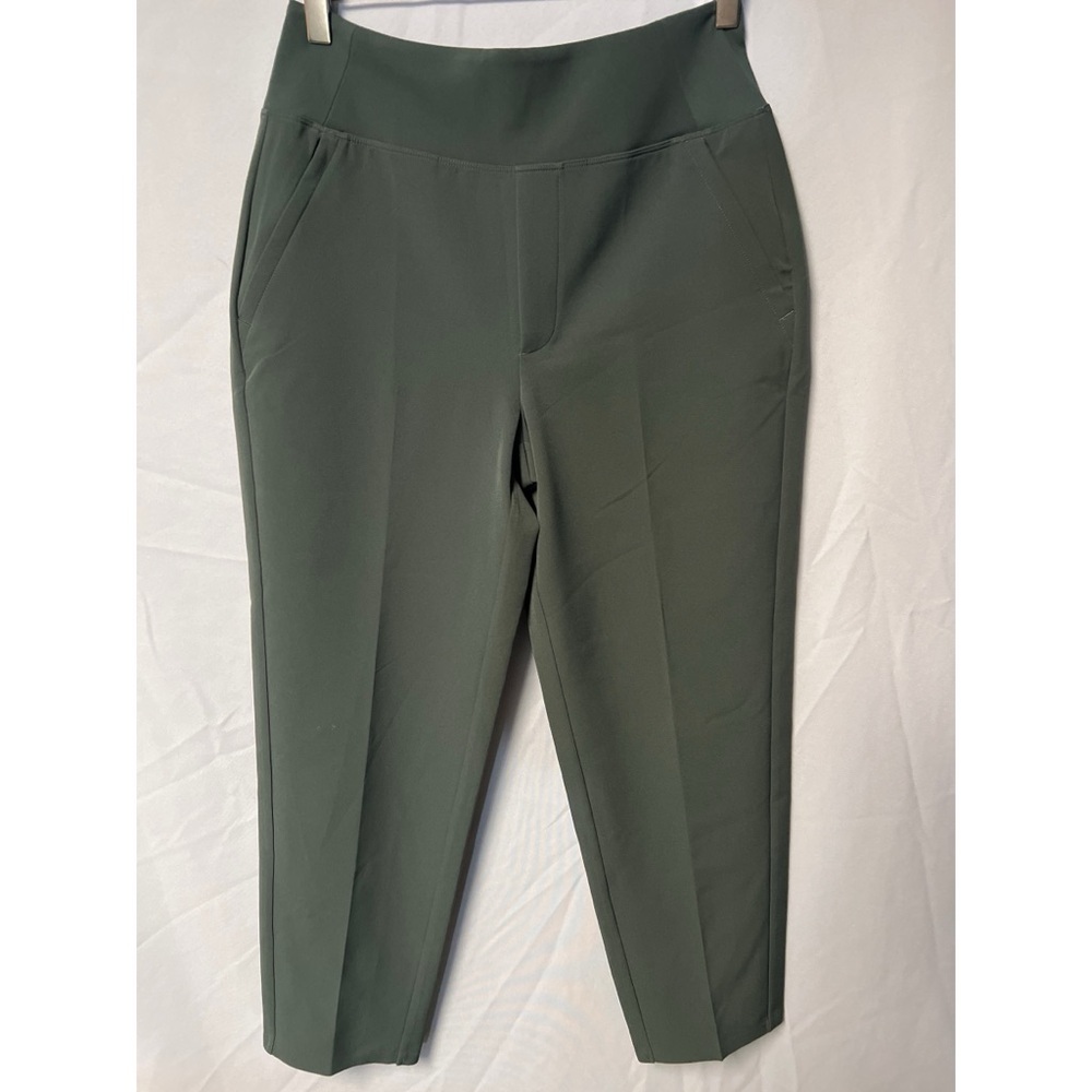 Athleta Green Ankle Cropped Pants